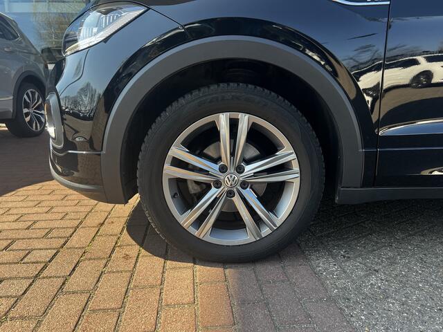 Volkswagen T-Cross 1.0 TSI R-Line / Climate control / Stoelverwarming / Led koplampen / Virtual Cockpit pro / Trekhaak / 17 Inch Sebring