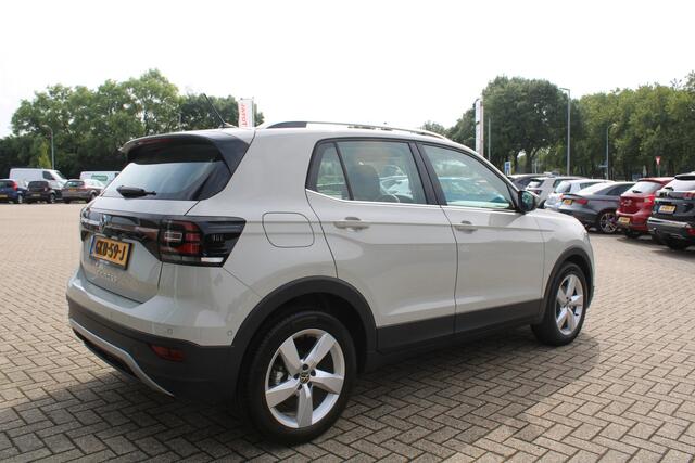 Volkswagen T-Cross 1.0 TSI Style 110pk - Adaptive Cruise - LED - Carplay - Camera - Stoelverwarming - Rijklaar