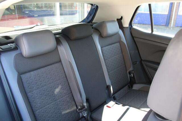 Volkswagen T-Cross 1.5 TSI Style, Digtaal dashboard, Apple carplay, Stoelverw