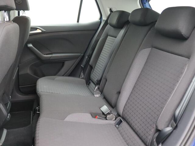 Volkswagen T-Cross 1.0 TSI Life 110PK DSG Adaptieve Cruise Controle, Achteruitrijcamera, Parkeersensoren voor en achter, Stoelverwarming, Clima, DAB+, 16" LM Velgen
