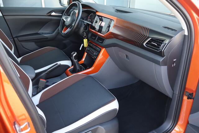 Volkswagen T-Cross 1.0 TSI Style Carplay I LED I Half-Leder