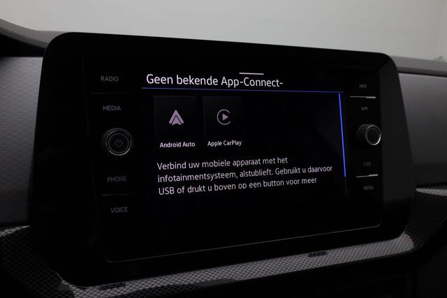 Volkswagen T-Cross 1.0 TSI 95 pk Life Edition | Achteruitrijcamera | Navigatie | Stoelverwarming | Adaptive Cruise | Keyless Entry