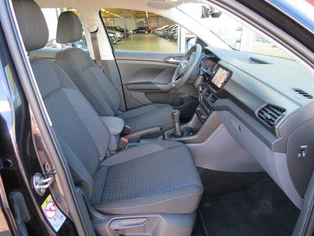Volkswagen T-Cross 1.0 TSI -115pk- Navi | Parkeersensoren | Dodehoeksensoren | Climate Control | Stoelverwarming |Rijklaarprijs incl. 1 jaar Bovag garantie