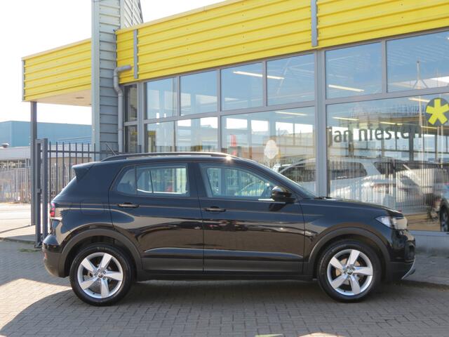 Volkswagen T-Cross 1.0 TSI -115pk- Navi | Parkeersensoren | Dodehoeksensoren | Climate Control | Stoelverwarming |Rijklaarprijs incl. 1 jaar Bovag garantie