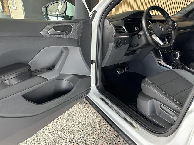 Volkswagen T-Cross 1.5 TSI Style Business R Trekhaak | Camera | Carplay | Stoelverwarming