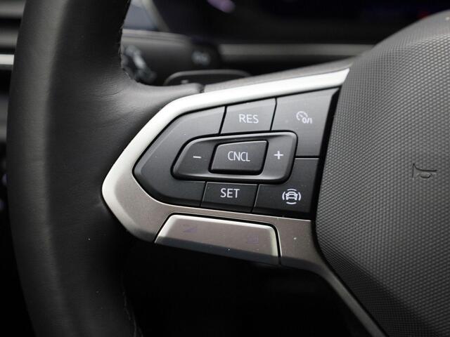 Volkswagen T-Cross 1.0TSI/116PK Style DSG · Navigatie · Parkeersensoren · Matrix-LED · Garantie tot juni 2026