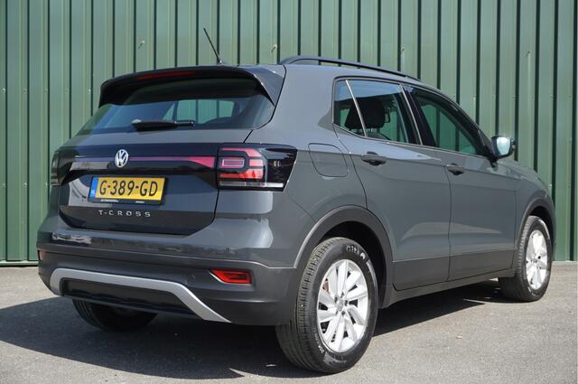 Volkswagen T-Cross 1.0TSI Life 115pk + Navi/ ACC/ airco/ Carplay/ Hoge instap/ Garantie!
