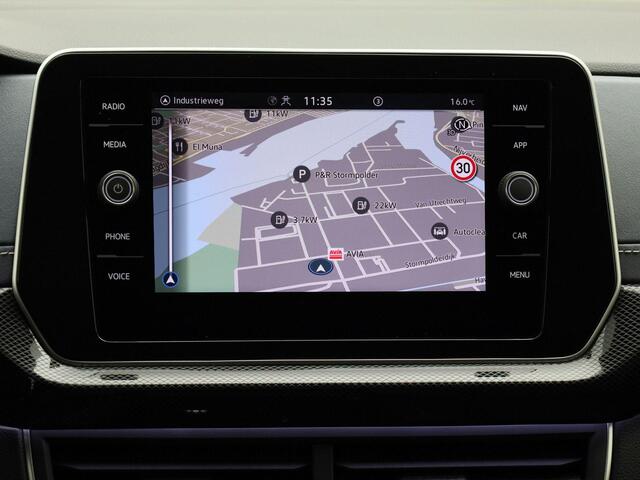Volkswagen T-Cross 1.0TSI/116PK Style DSG · Navigatie · Parkeersensoren · Stoelverwarming · Garantie tot april 2026