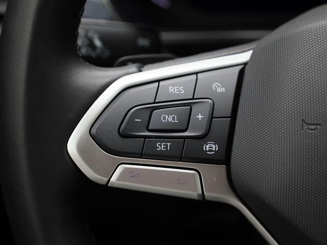 Volkswagen T-Cross 1.0TSI/116PK Style DSG · Navigatie · Parkeersensoren · Stoelverwarming · Garantie tot april 2026