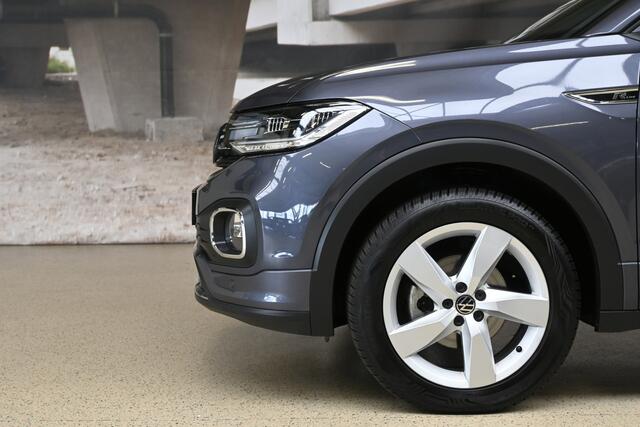 Volkswagen T-Cross 1.0 TSI 110pk R-Line | Camera | Digital cockpit | Stoelverwarming | 100% (Dealer) onderhouden label