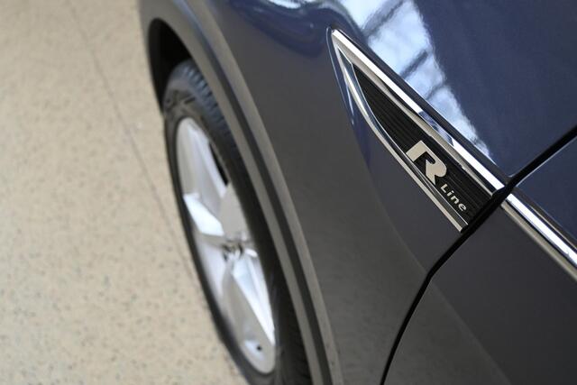 Volkswagen T-Cross 1.0 TSI 110pk R-Line | Camera | Digital cockpit | Stoelverwarming | 100% (Dealer) onderhouden label