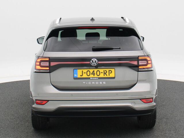 Volkswagen T-Cross 1.5 TSi 150 Pk Automaat R-Line | Full LED | Navigatie | Camera | 18 Inch | Privacy Glass | Adaptive Cruise | Stoelverwarming | 95.440 Km!!