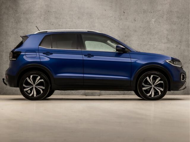 Volkswagen T-Cross 1.0 TSI Sport (VIRTUAL COCKPIT, APPLE CARPLAY, GROOT NAVI, STOELVERWARMING, CLIMATE, SPORTSTOELEN, GETINT GLAS, ADAPTIVE CRUISE, NIEUWSTAAT)