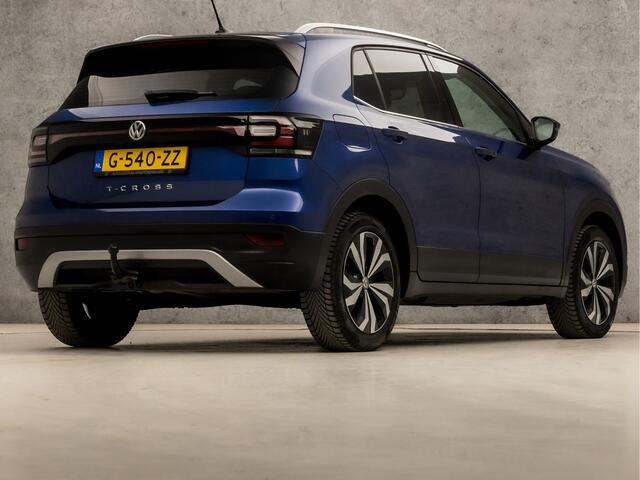 Volkswagen T-Cross 1.0 TSI Sport (VIRTUAL COCKPIT, APPLE CARPLAY, GROOT NAVI, STOELVERWARMING, CLIMATE, SPORTSTOELEN, GETINT GLAS, ADAPTIVE CRUISE, NIEUWSTAAT)