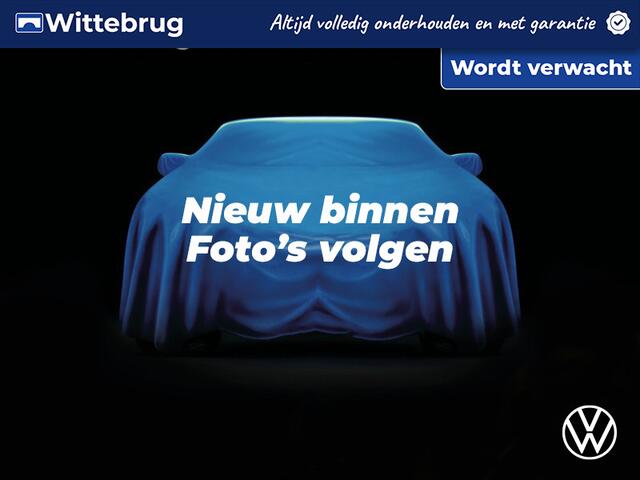 Volkswagen T-Cross 1.0 TSI DSG Style / Parkeersensoren / IQ.Light / Navigatie / 17'' LMV / VW