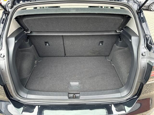 Volkswagen T-Cross 1.0 TSI DSG STYLE LED/STOELVERW/PDC/CARPLAY