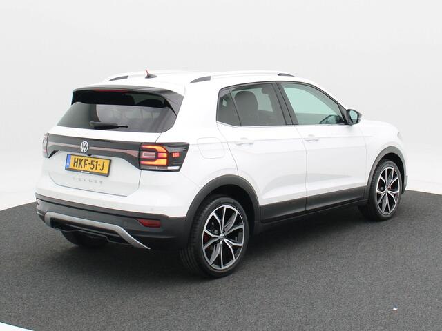 Volkswagen T-Cross 1.0 TSi 115 Pk Automaat Style | Full LED | Navigatie | 18 Inch | Camera | Stoelverwarming | Privacy Glass | 42.652 Km!!