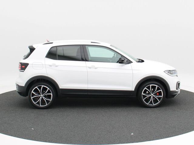 Volkswagen T-Cross 1.0 TSi 115 Pk Automaat Style | Full LED | Navigatie | 18 Inch | Camera | Stoelverwarming | Privacy Glass | 42.652 Km!!