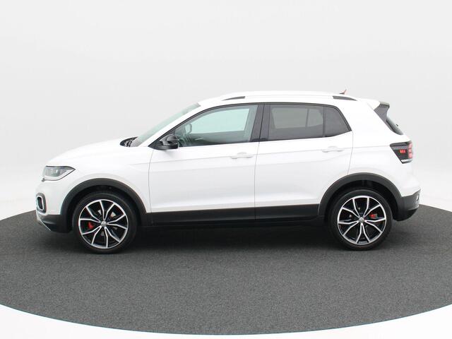 Volkswagen T-Cross 1.0 TSi 115 Pk Automaat Style | Full LED | Navigatie | 18 Inch | Camera | Stoelverwarming | Privacy Glass | 42.652 Km!!