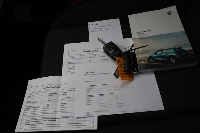 Volkswagen T-Cross 1.0 TSI Life NL-Auto!! PDC I Adap.cruise I Apple Car-Play