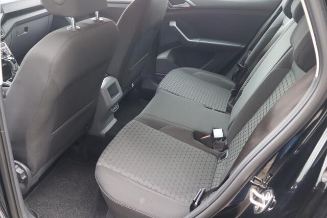 Volkswagen T-Cross 1.0 TSI Life NL-Auto!! PDC I Adap.cruise I Apple Car-Play
