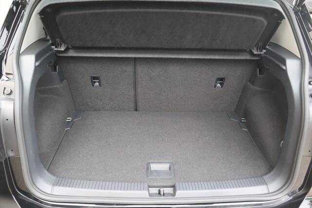 Volkswagen T-Cross 1.0 TSI Life NL-Auto!! PDC I Adap.cruise I Apple Car-Play