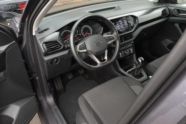 Volkswagen T-Cross 1.0 TSI Life Carplay, Parkeersensoren