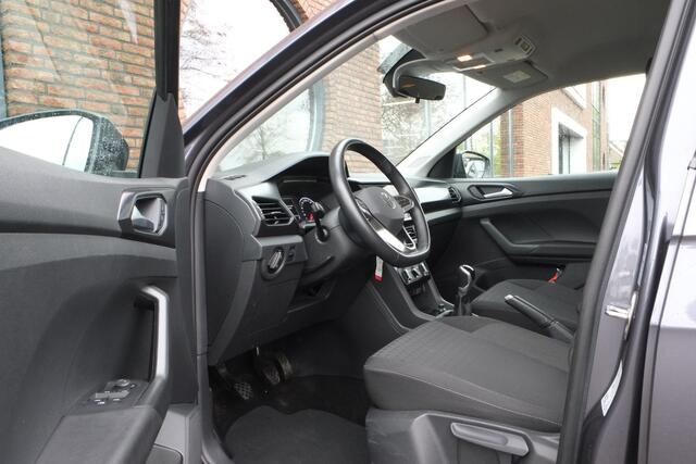 Volkswagen T-Cross 1.0 TSI Life Carplay, Parkeersensoren