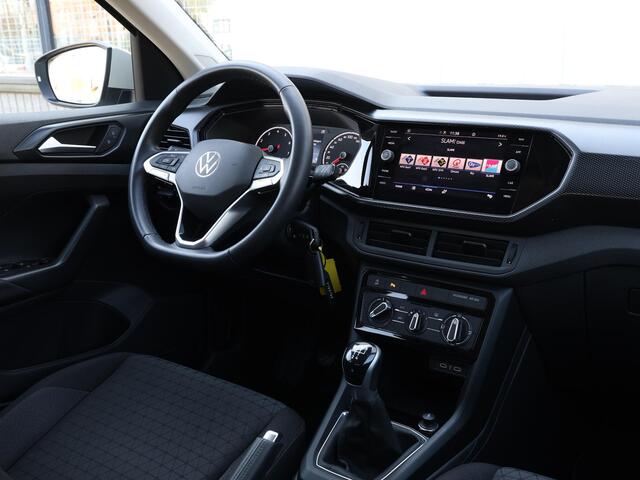 Volkswagen T-Cross 1.0 TSI 95PK Life | Airco | Cruise Control | Lichtmetalen velgen | Navigatie via App connect | DAB | Digital Dashboard |