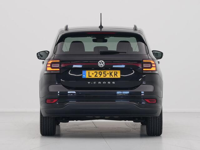 Volkswagen T-Cross 1.0 TSI 115pk R-Line United Acc Clima Side Assist Stoelverwarming PDC Camera 159
