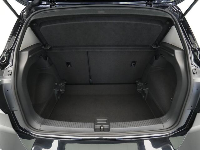 Volkswagen T-Cross 1.0 TSI 115pk R-Line United Acc Clima Side Assist Stoelverwarming PDC Camera 159