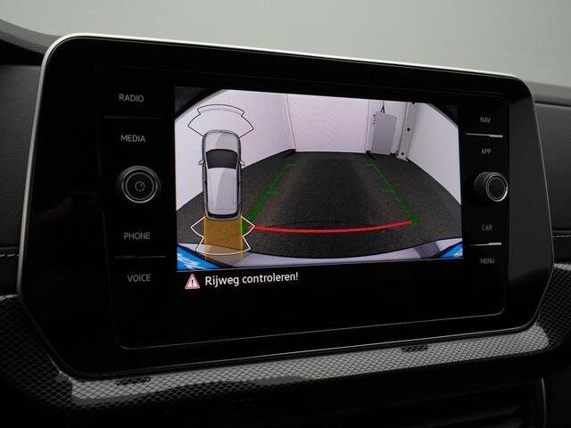 Volkswagen T-Cross 1.0 TSI 115PK DSG R-Line | R-Line interieur/exterieur | Achteruitrijcamera | Navigatie | Stoelverwarming |