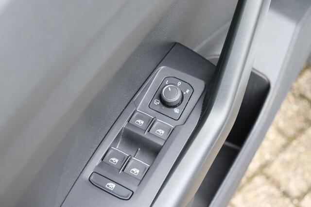 Volkswagen T-Cross 1.5 TSI 110KW DSG Style Carplay/virtual cockpit/Led