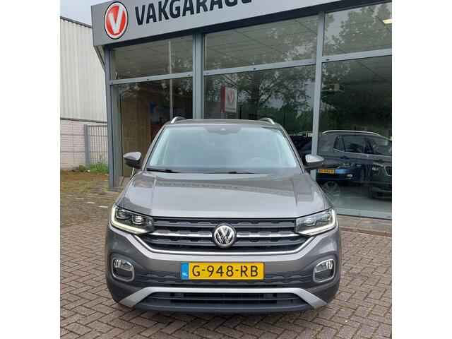 Volkswagen T-Cross 1.0 TSI Style | Apple car play | Cruise Control