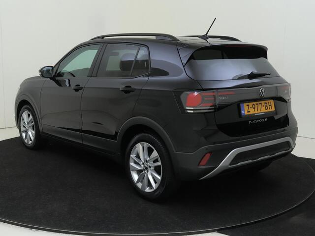 Volkswagen T-Cross 1.0 TSI Life Edition | BEATS audio | Keyless | Achteruitrijcamera | Navigatie | Adaptieve cruise control | Elektrisch inklapbare buitenspiegels | CarPlay |