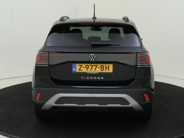 Volkswagen T-Cross 1.0 TSI Life Edition | BEATS audio | Keyless | Achteruitrijcamera | Navigatie | Adaptieve cruise control | Elektrisch inklapbare buitenspiegels | CarPlay |