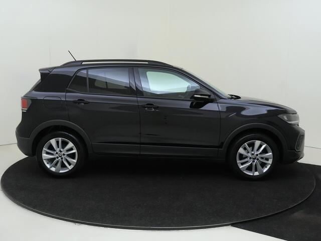 Volkswagen T-Cross 1.0 TSI Life Edition | BEATS audio | Keyless | Achteruitrijcamera | Navigatie | Adaptieve cruise control | Elektrisch inklapbare buitenspiegels | CarPlay |