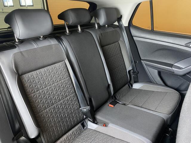 Volkswagen T-Cross 1.0 TSI Style trekhaak afn. | navi cruise control | automaat