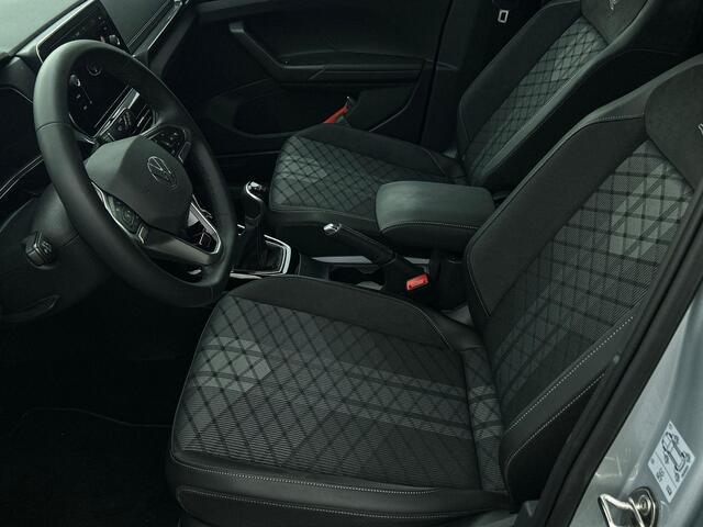 Volkswagen T-Cross R-Line-Edition 1.0 TSI 116 pk Virtual cockpit | Achteruitrijcamera | Stoelverwarming