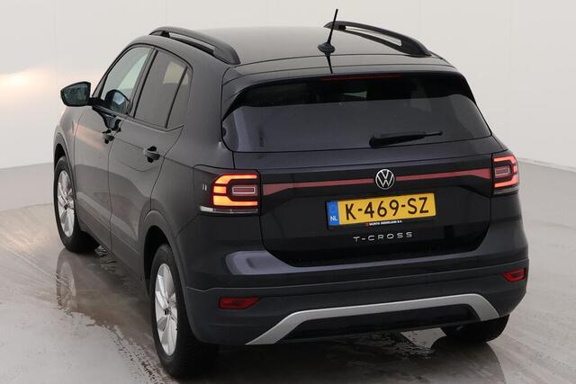 Volkswagen T-Cross 1.0 TSI 96pk Life / Navigatie / Pakeersensoren / App Connect