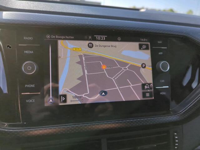 Volkswagen T-Cross 1.0 TSI 96pk Life / Navigatie / Pakeersensoren / App Connect