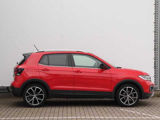Volkswagen T-Cross 1.0 TSI Style 115pk Automaat | Trekhaak | Dodehoekdetectie | Parkeersensoren | Navigatie | LED |