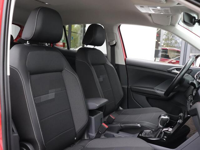 Volkswagen T-Cross 1.0 TSI Style 115pk Automaat | Trekhaak | Dodehoekdetectie | Parkeersensoren | Navigatie | LED |