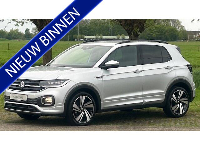 Volkswagen T-Cross 1.0 TSI R-LINE AUTOMAAT 1E EIGENAAR!! NAVIGATIE, APPLE CARPLAY, DAB RADIO, STOELVERWARMING, SPOORASSIST, ADAPTIVE CRUISE CONTROL, PARKEERHULP V/A, ACHTERUITRIJCAMERA, LED-LICHT, 18"R-LINE VELGEN, ENZ. ENZ.