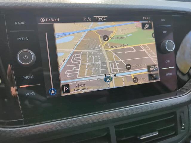 Volkswagen T-Cross 1.0 TSI R-Line / App connect / Navigatie / LED / Parkeersensoren V+A / 2x R-line / Climate controle