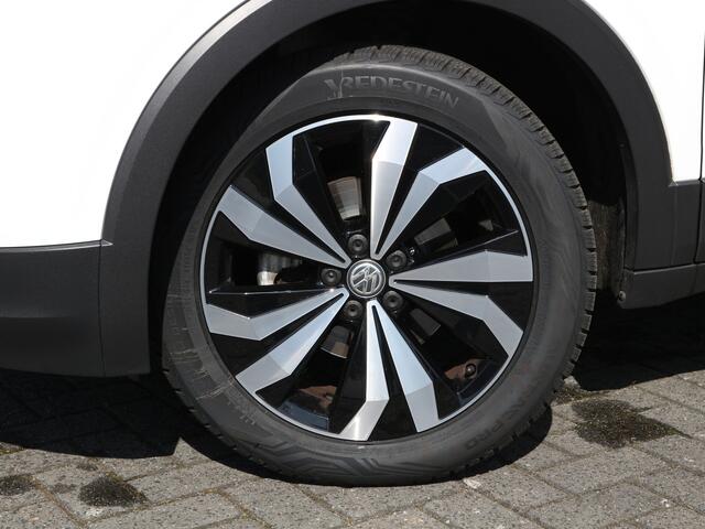 Volkswagen T-Cross 1.0 TSI 1E EIG Life CLIMA VIRTUAL TREKHAAK ADAP