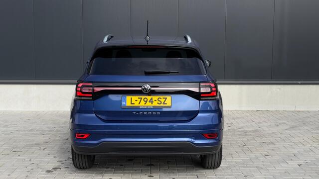 Volkswagen T-Cross 1.0 TSI R-Line 110pk - 2x R-line - Navi - Camera - Digitale Cockpit - Blind Spot - Rijklaar
