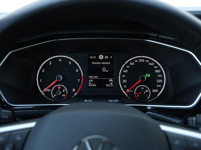 Volkswagen T-Cross 1.0 TSI R-Line 115PK DSG | Led | Trekhaak | Navigatie | Parkeersensoren | Camera