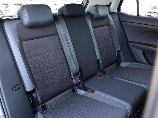 Volkswagen T-Cross 1.0 TSI R-Line 115PK DSG | Led | Trekhaak | Navigatie | Parkeersensoren | Camera