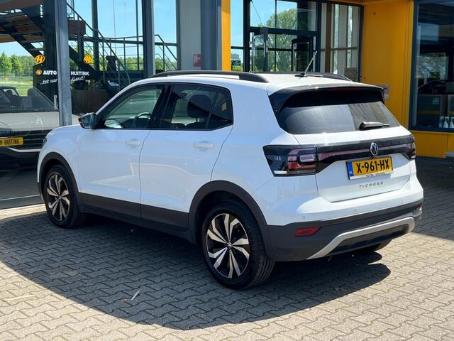 Volkswagen T-Cross 1.0 TSI 110 pk Life camera - digital cockp